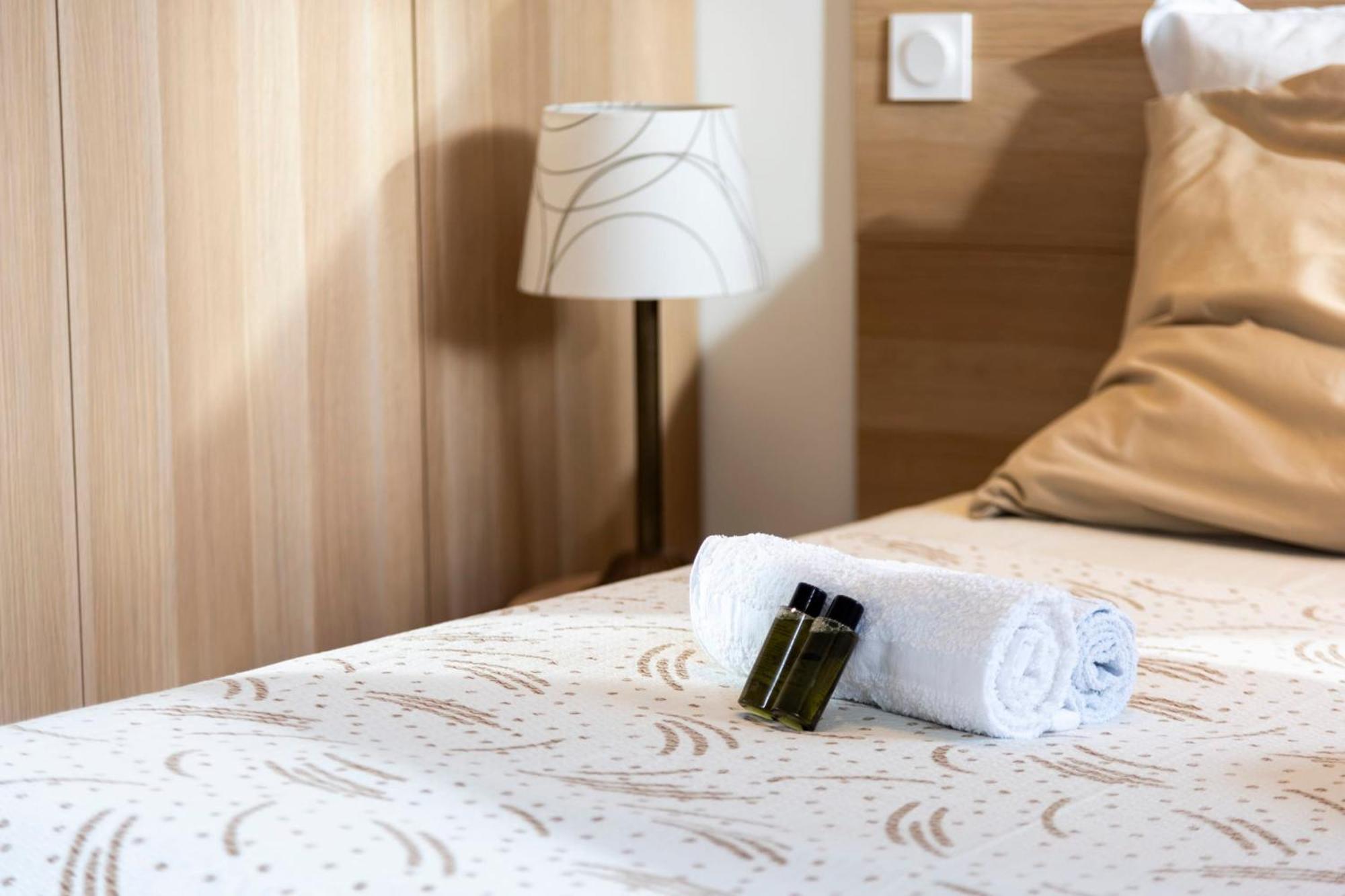 Appartement Le Rouaze - Proche Carlton Et Martinez - Ideal Congres - Wifi Clim *