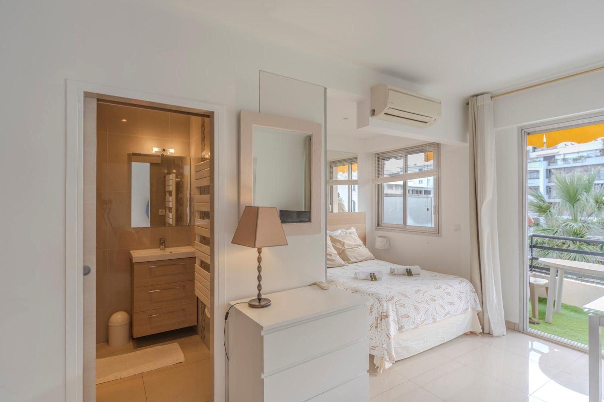 Appartement Le Rouaze - Proche Carlton Et Martinez - Ideal Congres - Wifi Clim *