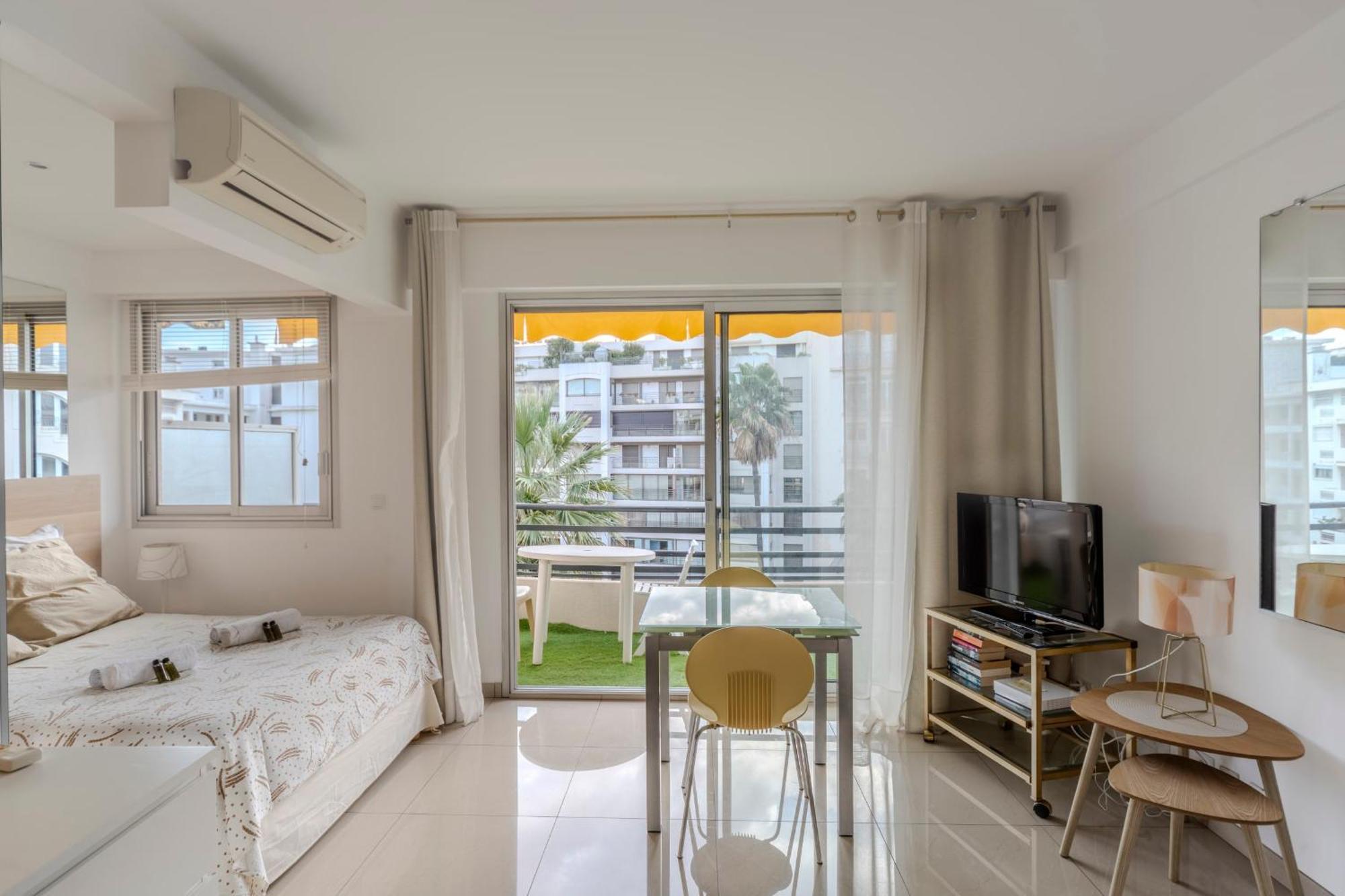 Le Rouaze - Proche Carlton Et Martinez - Ideal Congres - Wifi Clim Appartement *